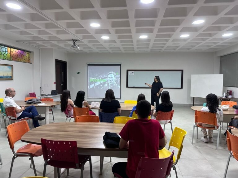 CineMídias oferta cursos gratuitos à comunidade em projeto Aulas de Verão